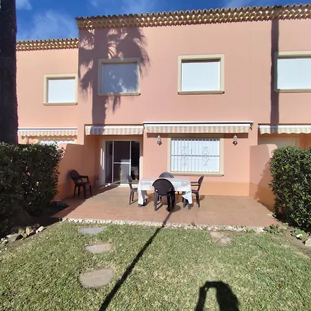 Adosado Con Piscina Marinas *